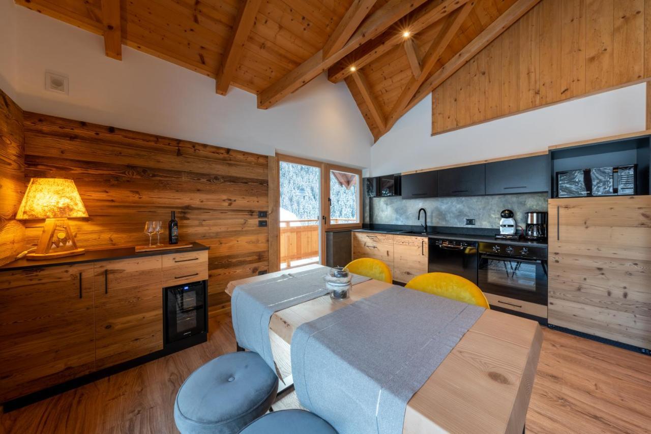 Luxury Chalet Orchidea Canazei Exterior photo