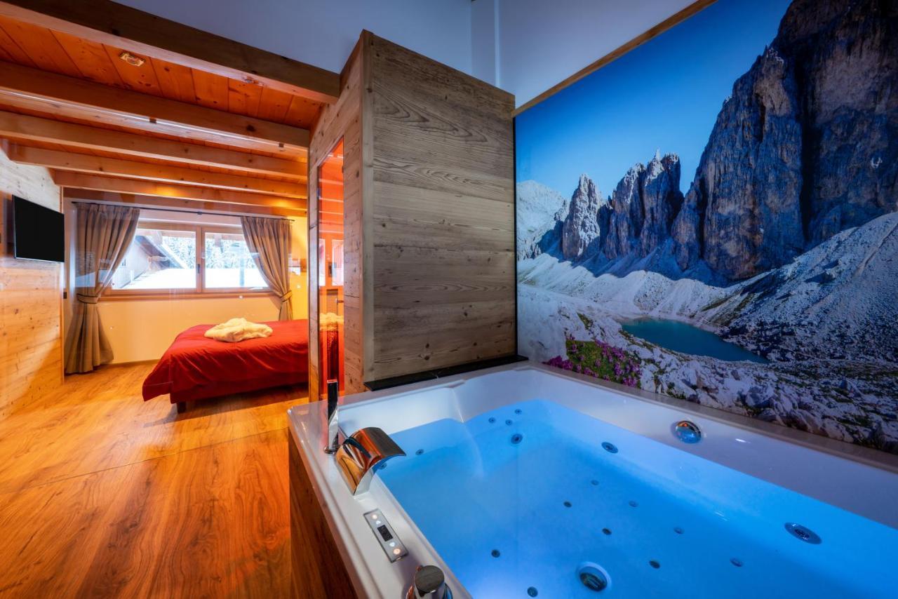 Luxury Chalet Orchidea Canazei Exterior photo