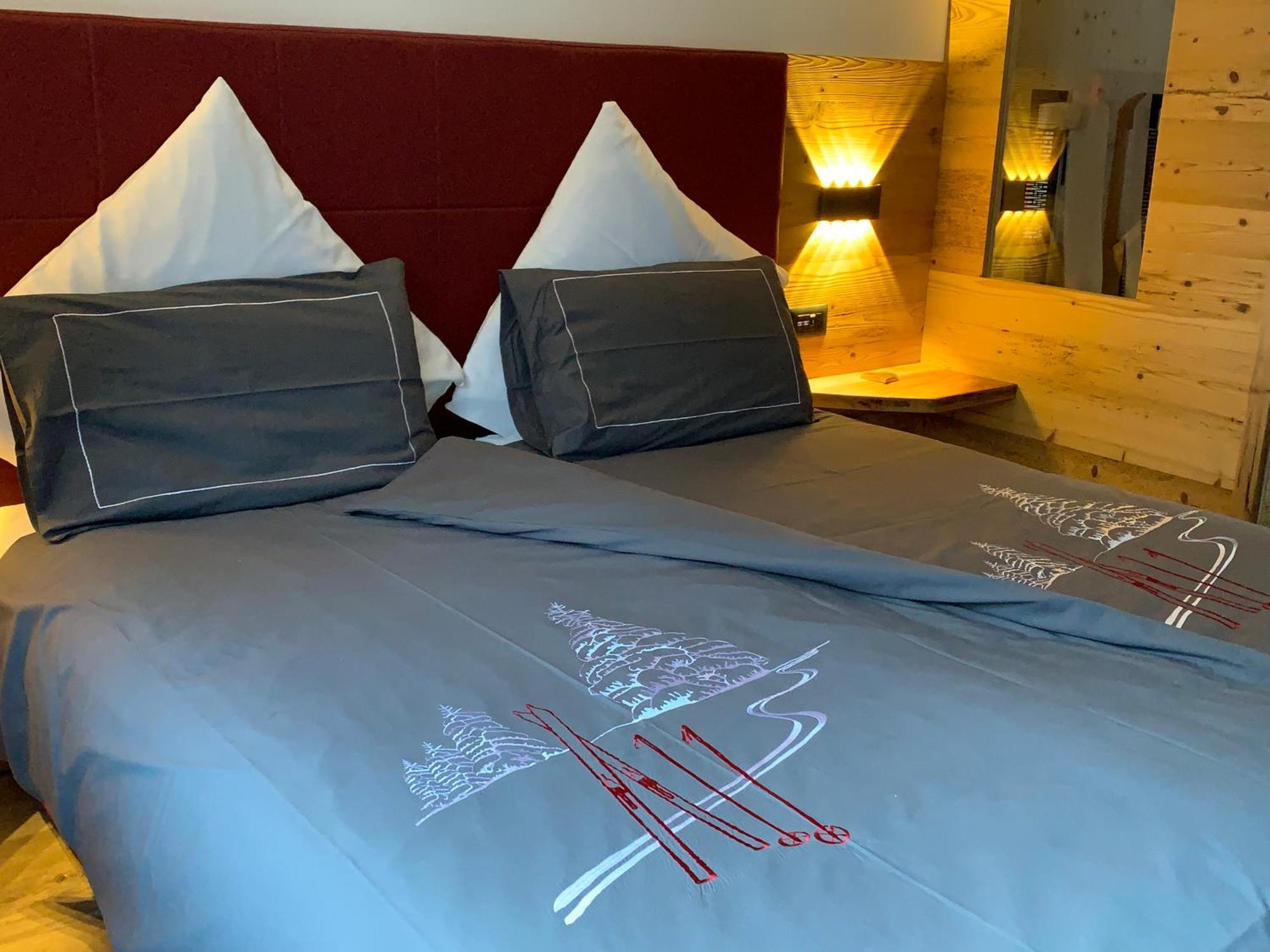 Luxury Chalet Orchidea Canazei Exterior photo